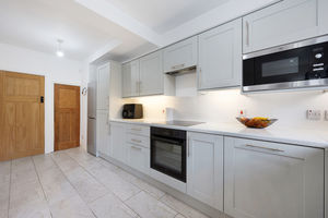 Photo 33- click for photo gallery